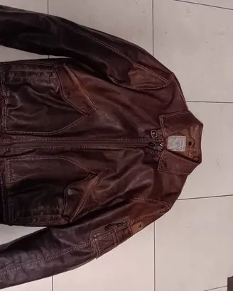 giubbotto da uomo marca Guess 