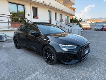 Audi A3 RS 3 SPB TFSI quattro S tronic