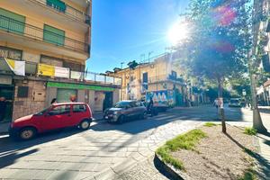 4 LOCALI A ACERRA