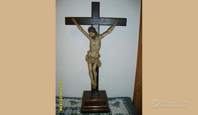 Crocifisso in legno epoca 800