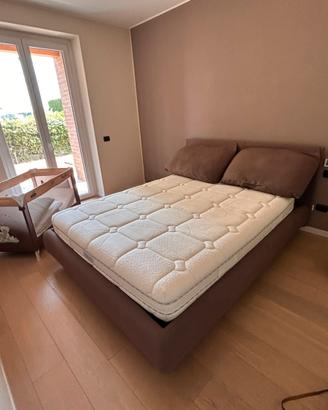 Letto matrimoniale