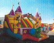 Giochi gonfiabili - Castello cartoon scivolo