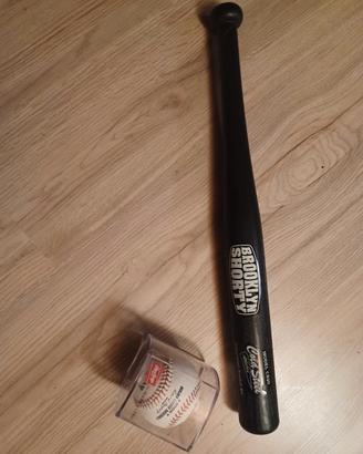 Mazza da baseball e palla ufficiale della Major 