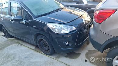 Ricambi Citroen c3 2013 cofano paraurti anteriore