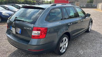Scoda octavia