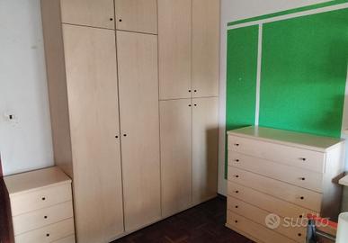 Armadi, cassettiera e comodino