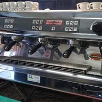 macchina caffè 3 gruppi  DALLA CORTE