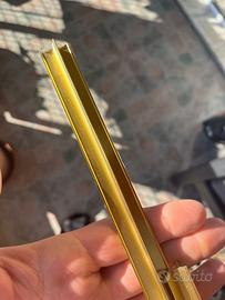 Profilo di transizione per piastrelle a T