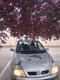 Renault Scenic 1.6 GPL 