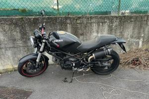 Ducati Monster 695 - 2008