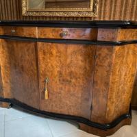 Mobili antichi e d’antiquariato