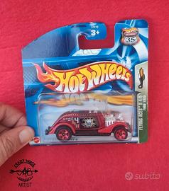 Hot Wheels flying Aces Ford Roadster 2003