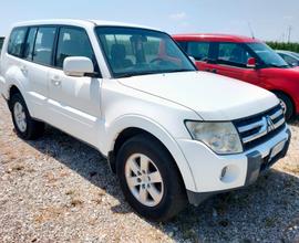 MITSUBISHI Pajero (2006-2009) - 2007