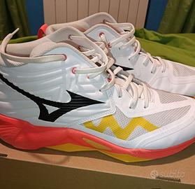 Scarpe Mizuno Wave Momentum Pro Mid 42,5