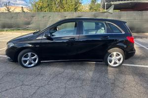 Mercedes b 200 Premium