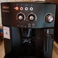 Macchina da caffè "DeLonghi"