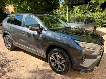 Toyota RAV4 2.4 vet-ie h Dynamic 2wd 218cv e-cvt