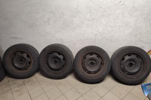 Cerchi ferro raggio 15 4 fori Peugeot 208 ruote