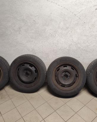 Cerchi ferro raggio 15 4 fori Peugeot 208 ruote