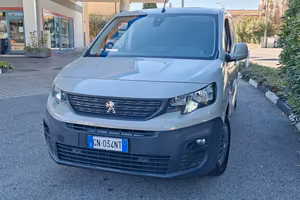 Peugeot partner 3 posti