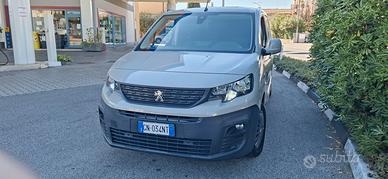 Peugeot partner 3 posti