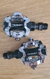 Pedali clipless MTB