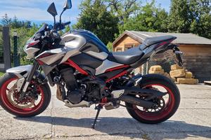 kawasaki  Z 900