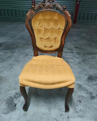 Sedia in legno massiccio 