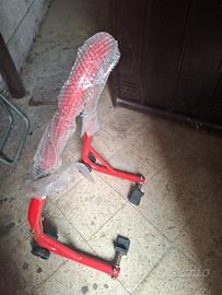 Cavalletto centrale per moto