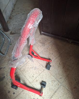 Cavalletto centrale per moto
