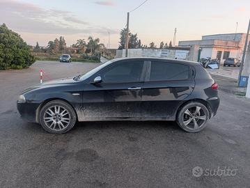 Alfa romeo 147 937 1.9 16v q2 150cv - ricambi
