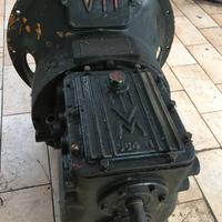 Invertitore con 2 uscite con frizione