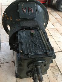 Invertitore con 2 uscite con frizione