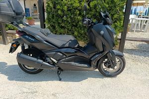 YAMAHA X MAX300 TECH MAX