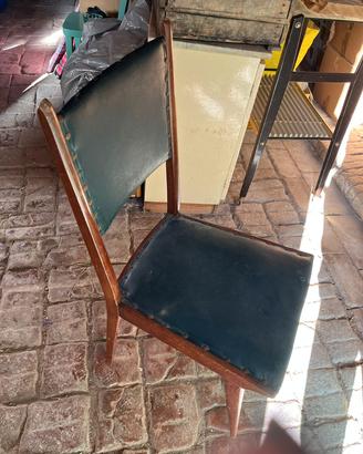 sedie vintage verdi legno e similpelle 
