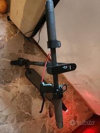 monopattino elettrico xiomi 