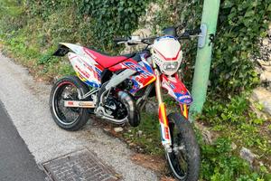 HM 50