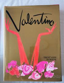 Libro Valentino : trent'anni di magia - Libri e Riviste In vendita