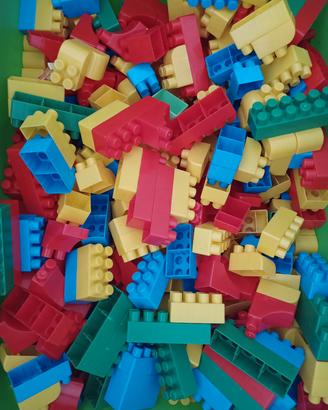 Costruzioni  grandi per bambini 