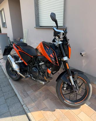 Ktm duke 690 2018