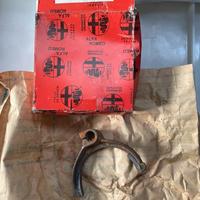 ALFA ROMEO F12 FORCELLA CAMBIO