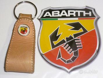 Portachiavi ABARTH in CUOIO - Abbigliamento e Accessori In vendita a Prato