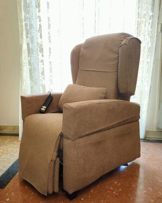 Poltrona relax elettrica alzapersona MONDORELAX®