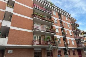 4 LOCALI A ROMA