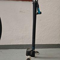 pompa a mano per bici
