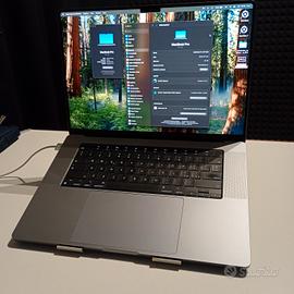 Apple M1 Max 16" (2021) 32GB Ram 1TB SSD 32 core