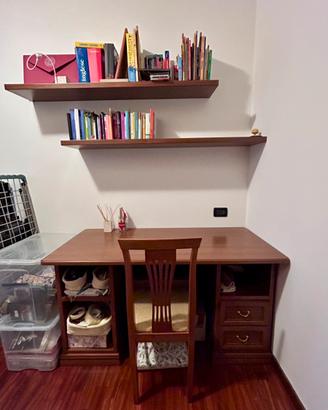Set scrivania con sedia e 2 mensole
