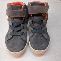 scarponcini scamosciati Puma n.34