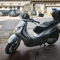 Piaggio Beverly 250