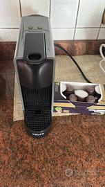 Nespresso essenza mini krups+ 30 capsule